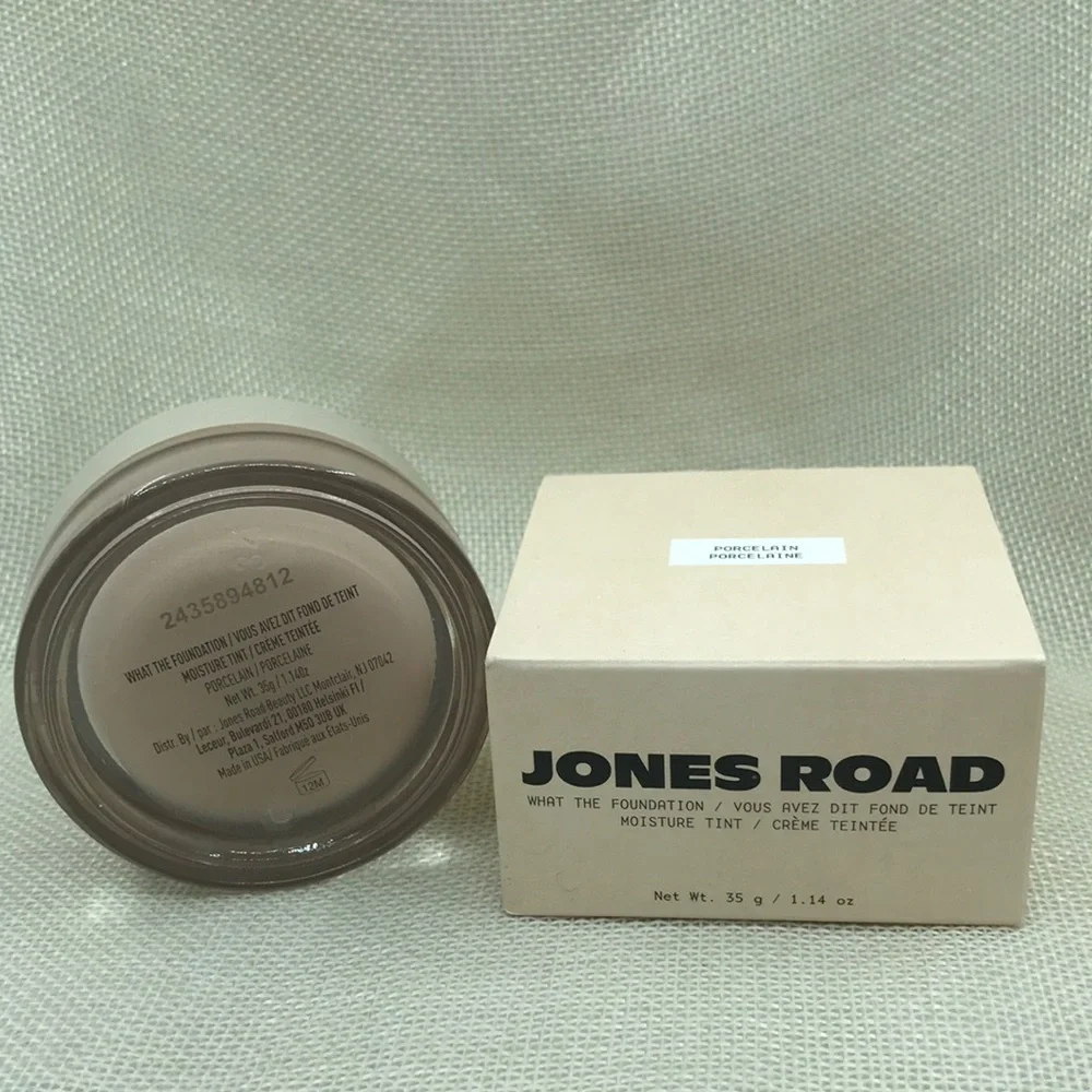Jones Road What The Foundation shade  porcelain 1.14oz new with box - Picture 3 of 3
